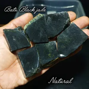 batu black jade/bongkahan batu black jade natural/batu black jade nempel magnet