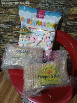 Product Review of FINGER STICK PLAIN BISCUIT BUNDLE (2 PIECES) (500 GRAMS) from e**0 0