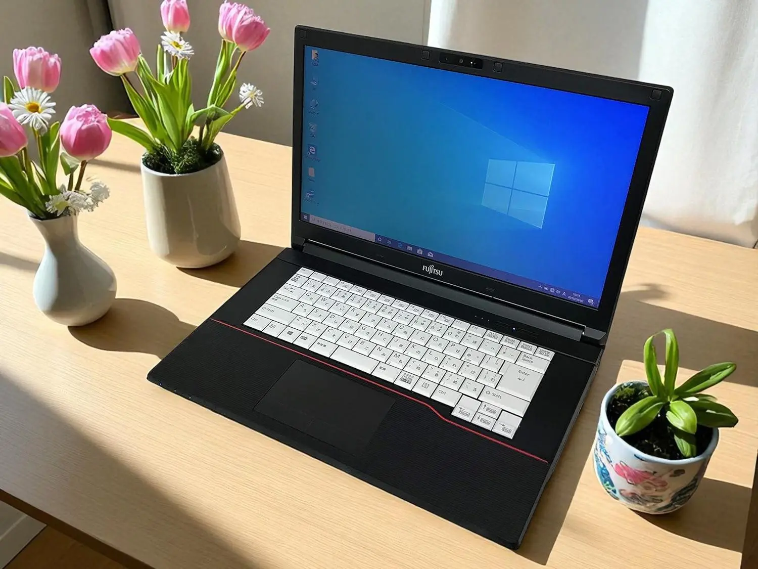 Pre-owned] Fujitsu A5511 15.6inches Laptop with Built-in Camera