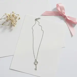 MLBS001- Kalung liontin wanita, dengan perak sterling S925 serta manik manik dan zirkon menggunakan mutiara alami dengan uk 252mmx15mmx30mm