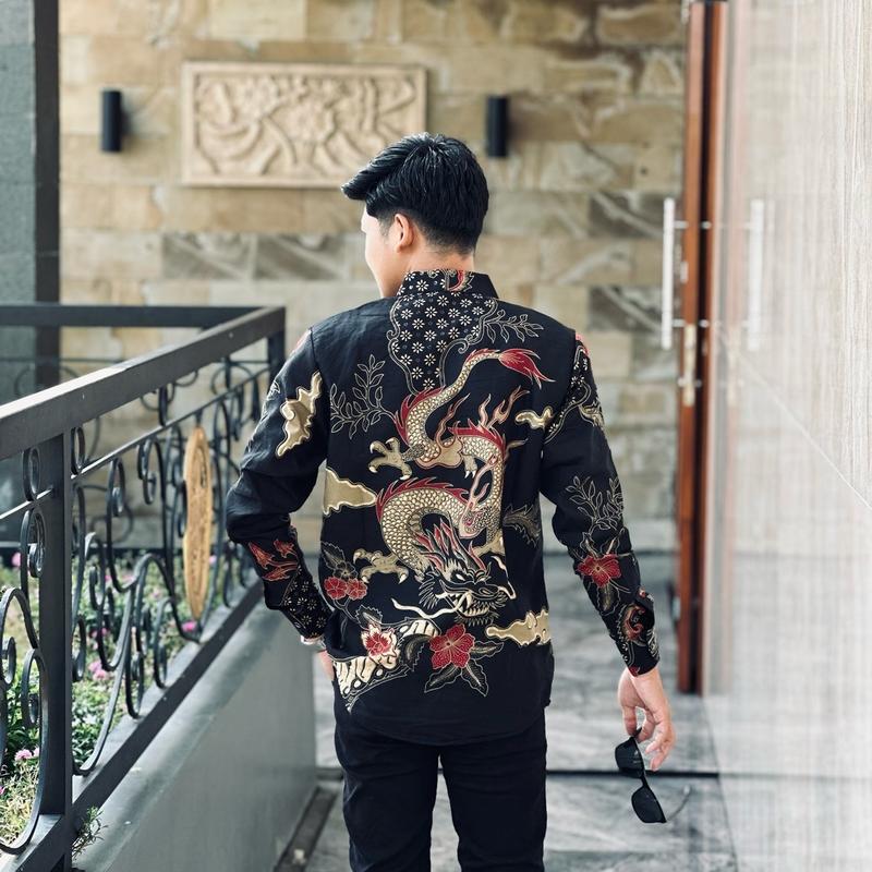 KEMEJA PREMIUM NAGA BUANA BATIK FLORIST 1