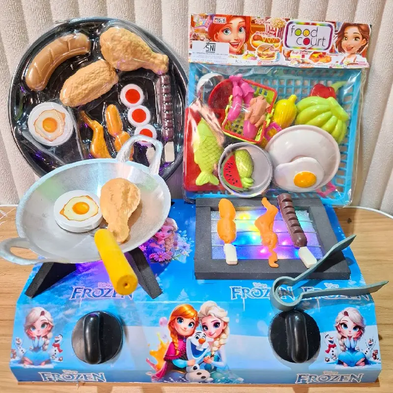 Mainan Masak Masakan Mini 1 Set Anak Hello Kitty dengan Kitchen Set Kompor Mini 2 Tungku dan Lampu LED - Toys dapur  miniatur mainan jualan Hadiah 7