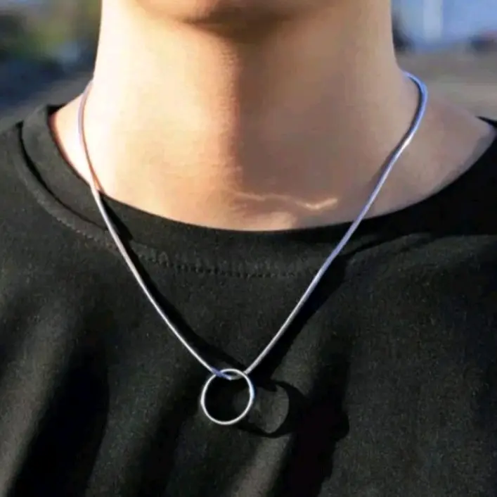 Kalung Titanium Model Liontin Cincin Pria Wanita Anti Karat Elegan