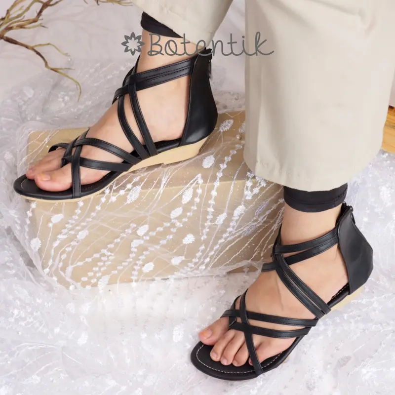 Sepatu Sendal Flat Wanita Tali Jepit Resleting Belakang Botentik 2 cm Sandal 4