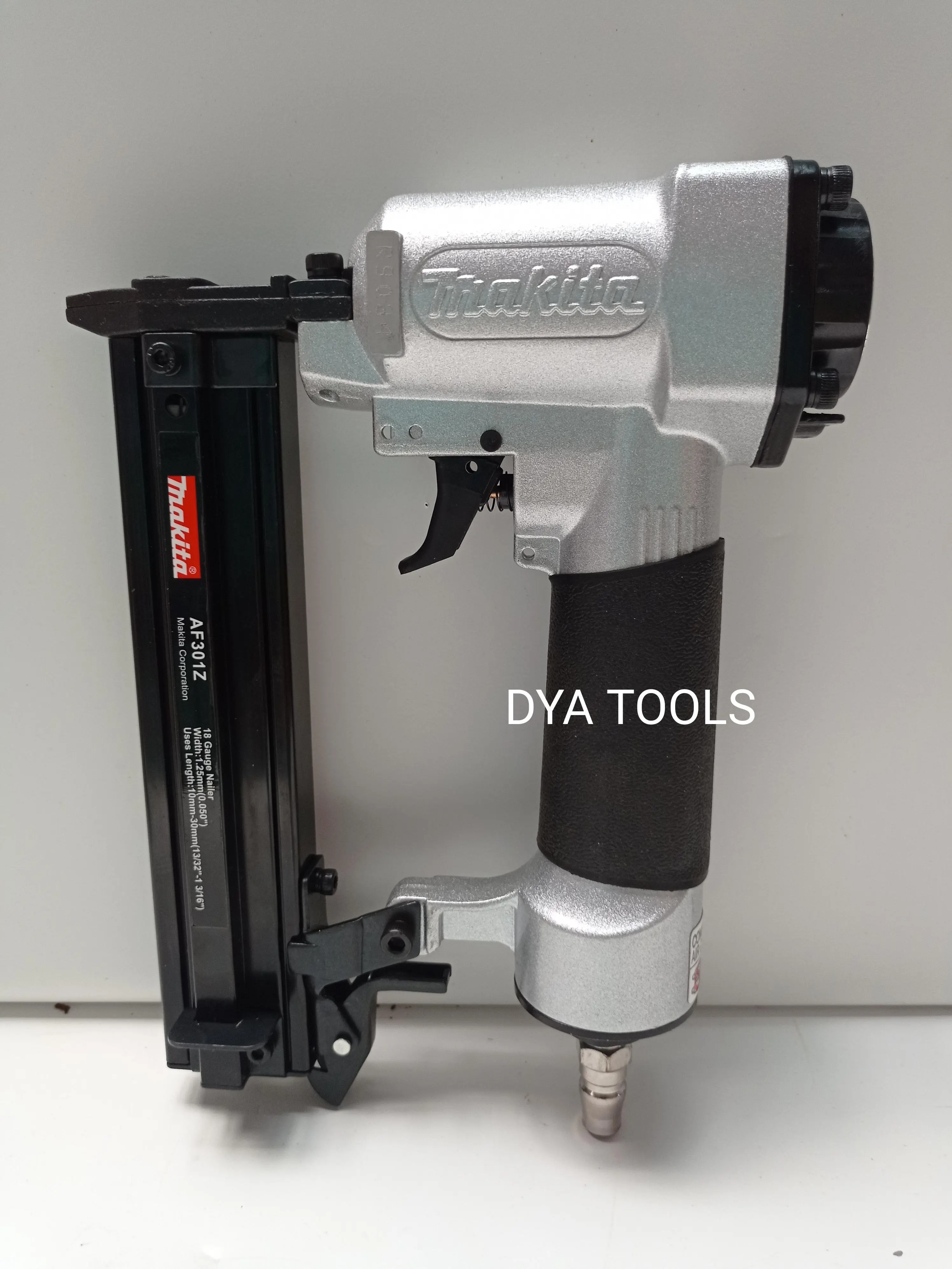 AIR NAILER MAKITA / AF301Z / MESIN PAKU TEMBAK ANGIN