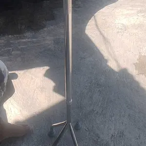 Tongkat Kaki 4 Alat Bantu Jalan Lansia - Cidera - Kaki Pincang - Jalan Orang Tua