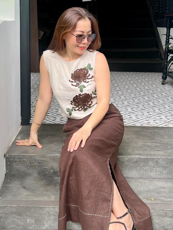 Sét đồ nữ mùa hè vải linen bộ mặc nhà nữ áo và chân váy nữ màu trắng tiêu họa tiết hoa thêu style Hàn Quốc,đi chơi,dạo phố,dự tiệc S8880