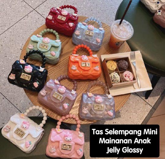 Product Introduction of ( Cek Warna Chat Dulu ) Slingbag Mini Jelly Glossy Karakter Sling Bag Rantai Tas Selempang Jinjing Anak ( Tidak Request Dikirim Random ) 49