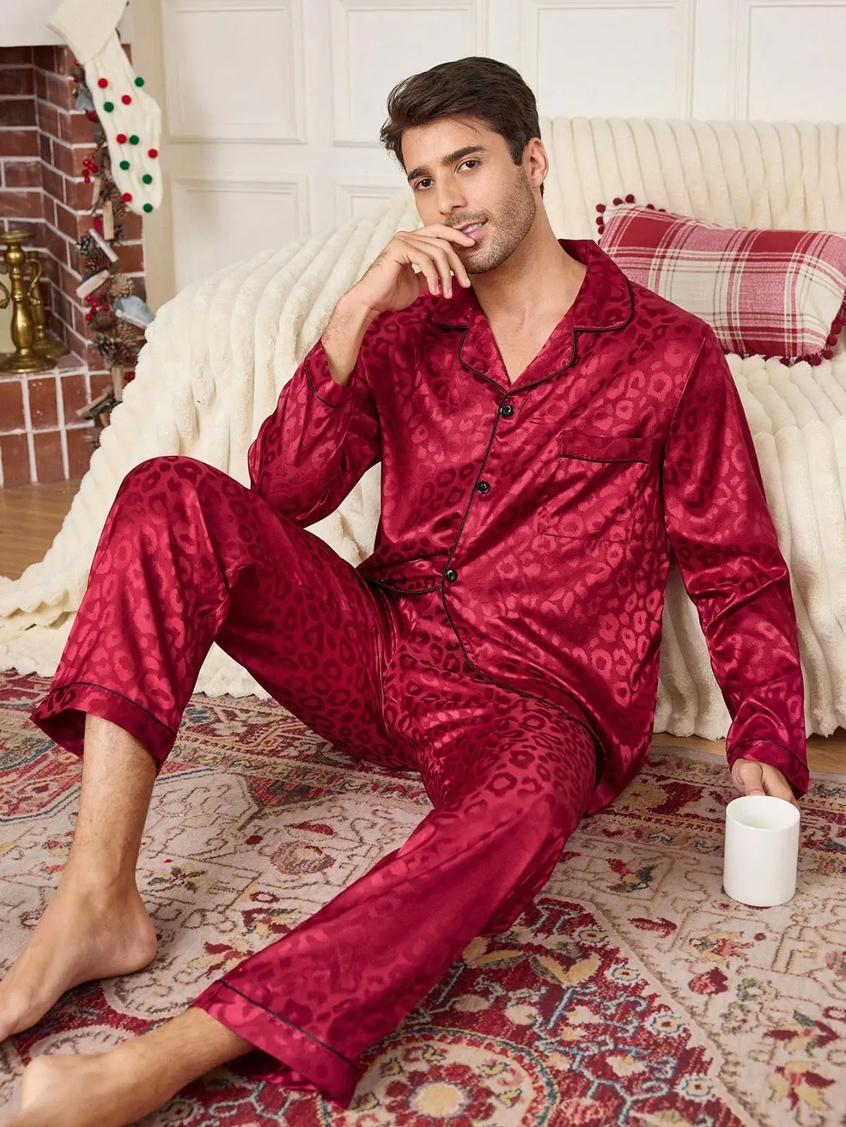 Autumn Winter Mens Silk Satin Pyjamas Red Leopard Pattern Soft Comfort Long Pants Pajama Set Men Holiday N htwear Suit