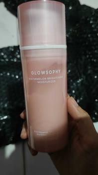 Product Review of [SPECIAL DOKTIF Approved] Glowsophy Watermelon Brightening Moisturizer Skin Barrier Niacinamide Gel Day and Night Skincare 100 ml from 𝑰**𝒐 2