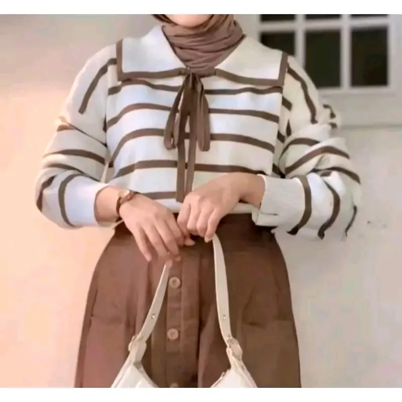 Atasan rajut wanita motif garis kera/blouse rajut wanita berkera Kerah 1