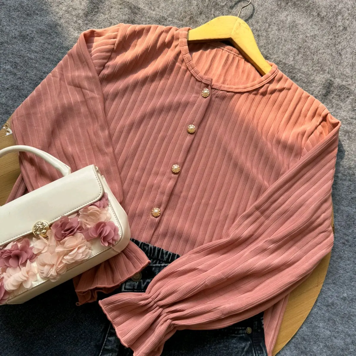 CARDIGAN CROP VINTAGE HORNET TANGAN ELEGAN DAN KANCING MUTIARA // ATASAN WANITA