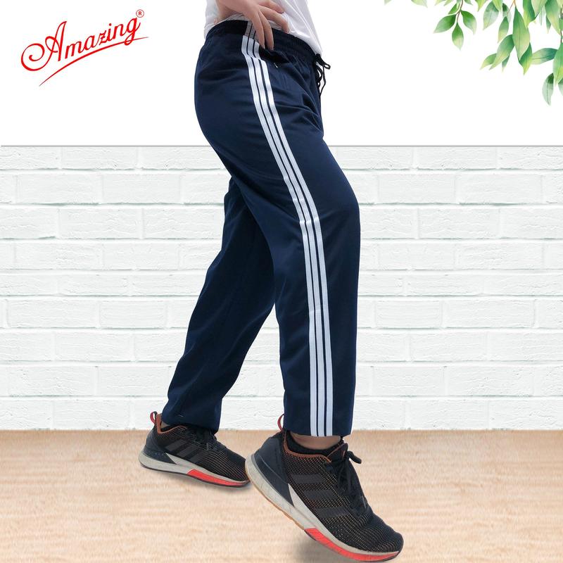 Quần thể dục phối 3 sọc cho bé trai, lưng thun, chất thun cào hút mồ hôi, túi có khóa kéo, thoải mái vận động, size 20-100kg, Amazing