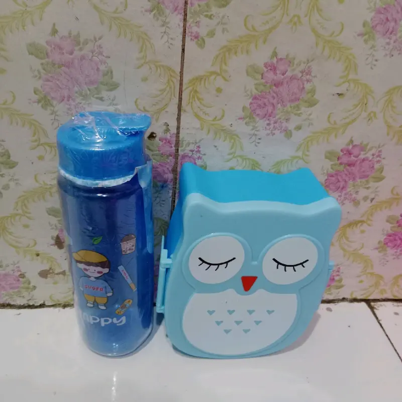 TEMPAT MAKAN PLUS BOTOL MINUM  500ML 1
