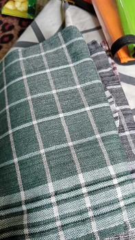 Product Review of LAP KOTAK WARNA 1LUSIN KAIN LAP TEBAL SERBET DAPUR SERBAGUNA KAIN LAP PIRING / SERBET WARNA from B**p 0