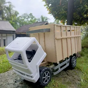 Miniatur truk plastik,plus Lem Korea, modif bahan PVC , sasis kayu, mobilan truck oleng