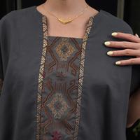 Gambar NONA RARA - Barry Suksma T4421, Baju kerja batik blouse wanita modern - ALL SIZE dari Nona Rara Batik Kota Administrasi Jakarta Timur 3 Tokopedia