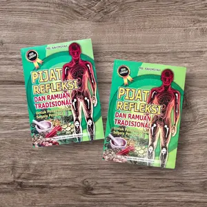 BUKU PIJAT REFLEKSI DAN RAMUAN TRADISIONAL