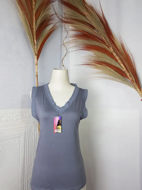 tanktop renda kerah V || tanktop renda V neck wanita, lekbong renda, atasan wanita Fit Manset Rayon 2