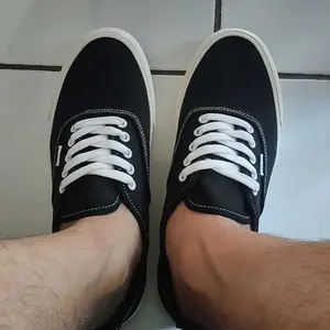 Brick Mansions - Britannica Black White Sepatu Sneakers Casual Sekolah Pria Wanita