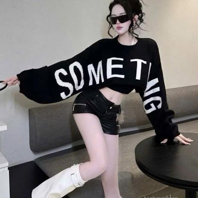 Áo len chữ dáng crt ngắn siêu dễ mix đồ 81 | BigBuy360 - bigbuy360.vn Áo len chữ dáng crt ngắn siêu dễ mix đồ 81 | BigBuy360 - bigbuy360.vn