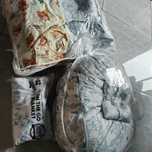 [MEGA SALE 3.3] BUY 3 GET 5 Bumbee Happy Mom – On The Go, Bedcover & Bantal Menyusui FREE Cuddle Hug dan Apron Menyusui