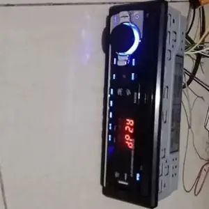【Gajian Sale June】SOARFLY MP3 Mobil 1 Din Bluetooth 5.0 Radio FM  Dual USB  7 Warna Lampu  Pelacakan Mobil