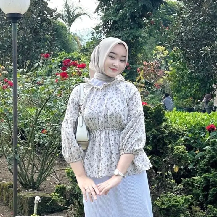 FLORAL OLLA BLOUSE MOTIF BUNGA ATASAN PINGGANG KARET / BLOUSE KOREAN VINTAGE Wolfis Wanita Atasan Panjang Baju  Cewek Dewasa olla blouse korean style Casual