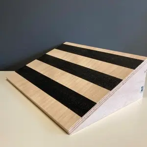 Wooden Slant Board Calf stretcher / Papan Tumpu stretching