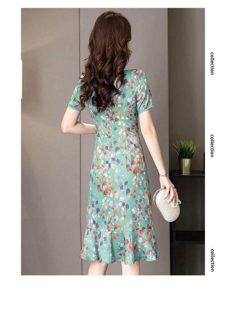 Product Introduction of Modern Cheongsam Dress 2024 Young Style Elegant Daily Style Cut-Bone Cheongsam Summer  New Style Chinese-style Vintage Slim Fit Improved Cheongsam Dress 13