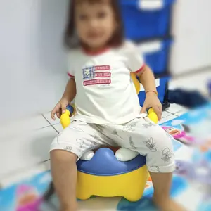 Dejavu Pispot Portable for Baby And Todller Toilet Anak Karakter Baby Potty Toilet Anak WC Jongkok Closet Baby Toilet Trainer Portable HSB796