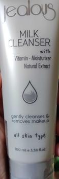 Product Review of Milk Cleanser susu Pembersih Pencerah dan Pelembab wajah penghilang make up Kotoran Mencerahkan from I**🌻 0