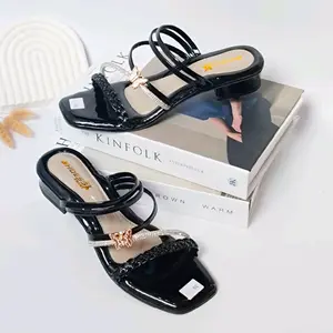 Hils Sendal Heels Putry Heels Wanita Cantik 3cm Size 37-40 Sandal Hils Cewek Elegan dengan Desain Rantai dan Tassel Karet