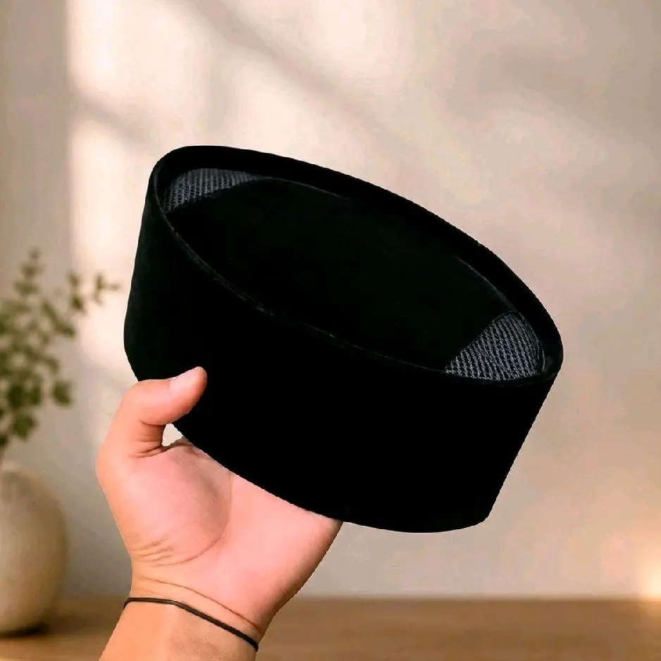 PECI SONGKOK HITAM MERAH BIRU UNG POLOS AC BAHAN BULUDRU CONTESA KOPIAH  PRIA DEWASA DAN ANAK-ANAK REMAJA Putih Motif Muslim Haji