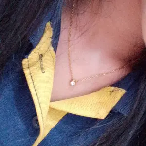 Kalung Titanium Wanita Anti Karat Liontin Kristal Bulat Tunggal Minimalis Simple Elegan