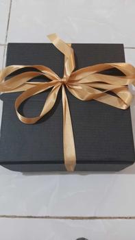 Product Review of HAMPERS GIFT BOX PAKET KOTAK KADO BESAR HITAM PREMIUM KARDUS SET PACKAGING LENGKAP HADIAH ULANG TAHUN 35x35x11 CM 30x20x5 CM  JUMBO BIRTHDAY WISUDA COWOK CEWEK ULTAH VALENTINE ANNIVERSARY GRADUATION SKRIPSI LEBARAN WEDDING BABYBORN HARI GURU from r**n 2