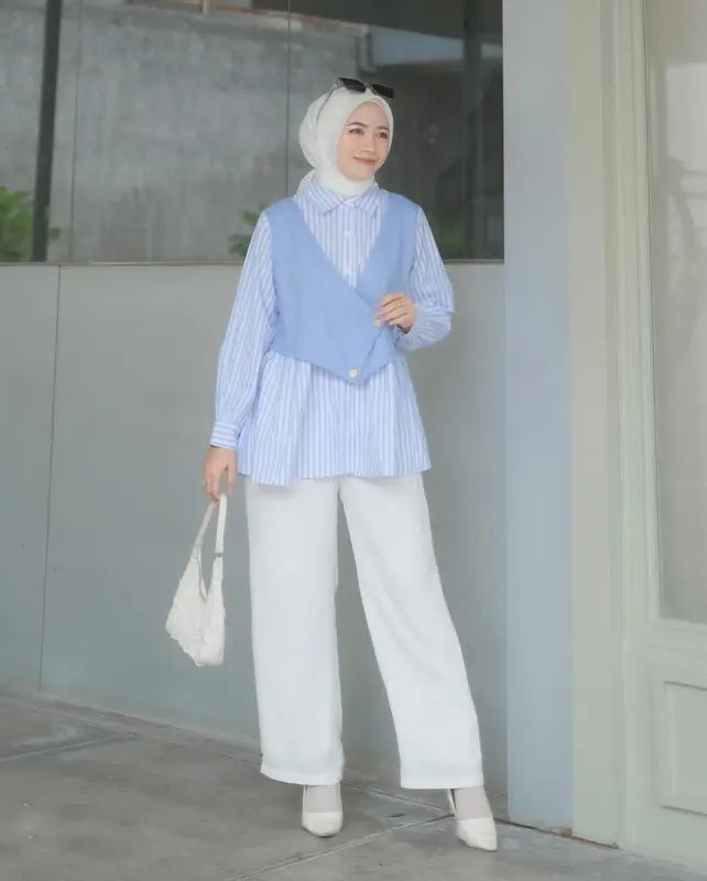 Inara Blouse Salur Vest Wanita Terbaru Kekinian Bahan Katun Mix Shakila Atasan Nyaman 2