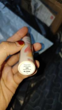 Product Review of Wardah Colorfit Velvet Lip Mousse Color Therapy - Mousse-like Soft Matte Finish with Blurry Effect from a** f**4 ** 1