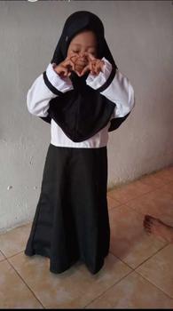 Product Review of set gamis hitam putih /seragam sekolah anak Paud TK MD bahan katun toyobo usia 3-11tahun Katun Polos Hitam Putih from ع**ه 0