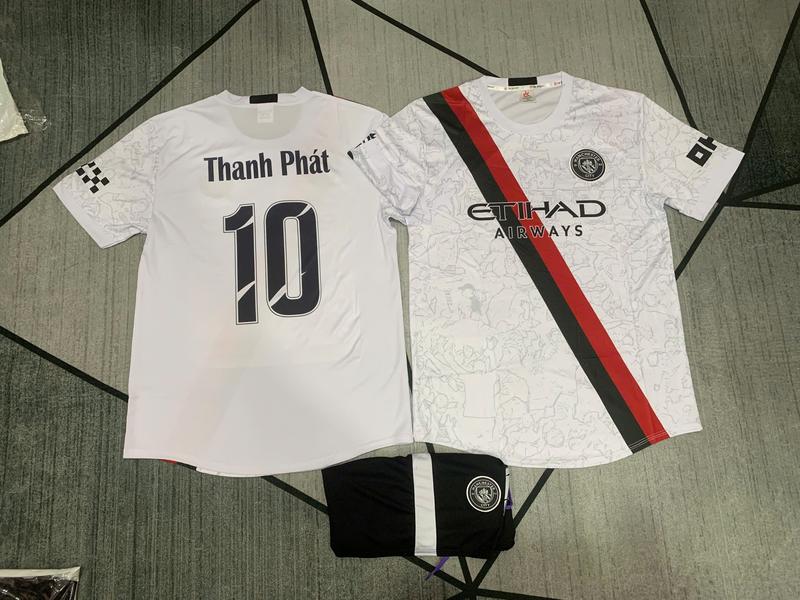 Mancity -IN ÁO BÓNG ĐÁ Bộ Thể Thao Manchester City Trắng - 25/26, Vải Thun Lạnh Thể Thao Không Nhăn, Không Xù Lông, Logo Thêu – In Tên + Số Theo Yêu Cầu Sport Top Chạy Bộ