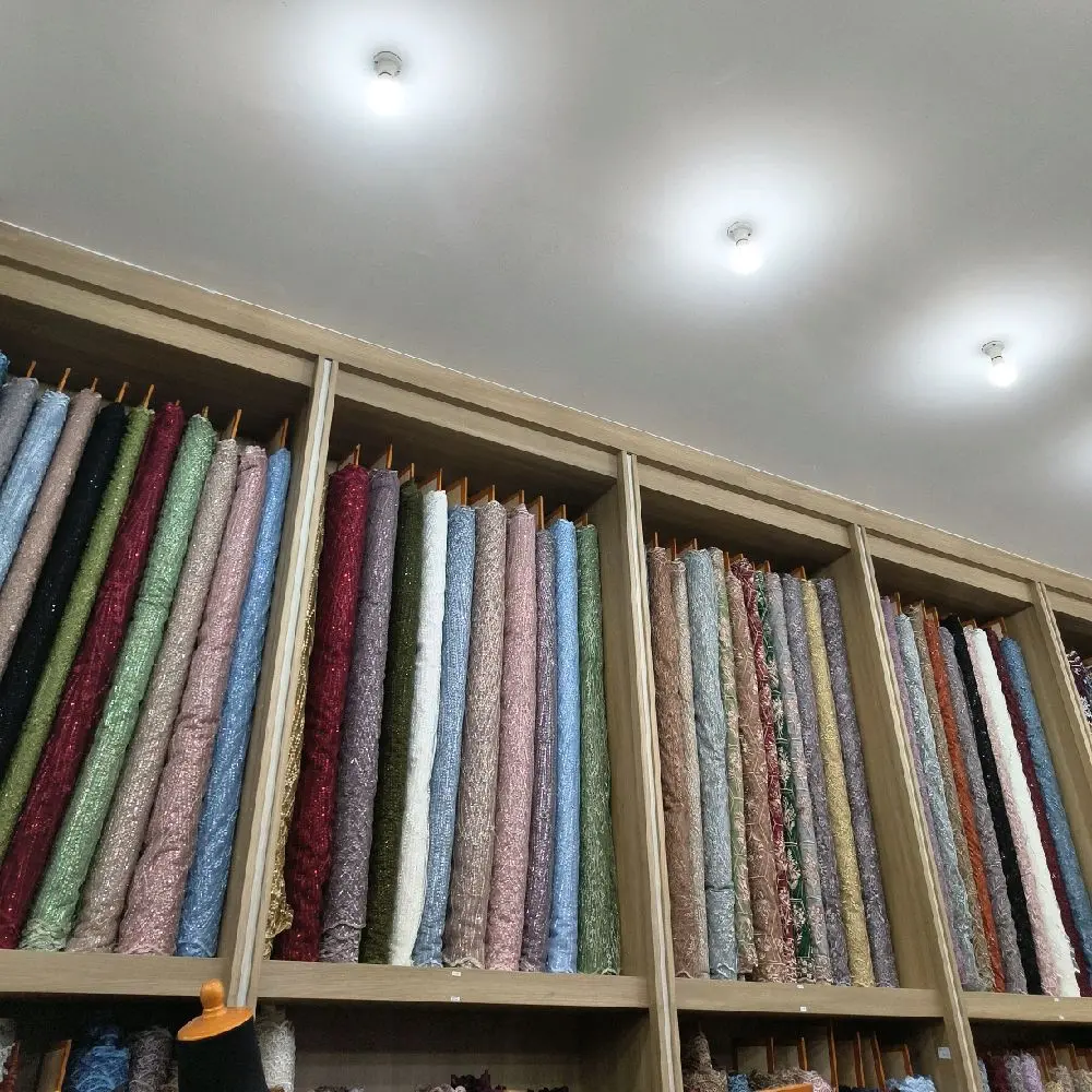 Etalase sesuai request saat Live Lenara Textile