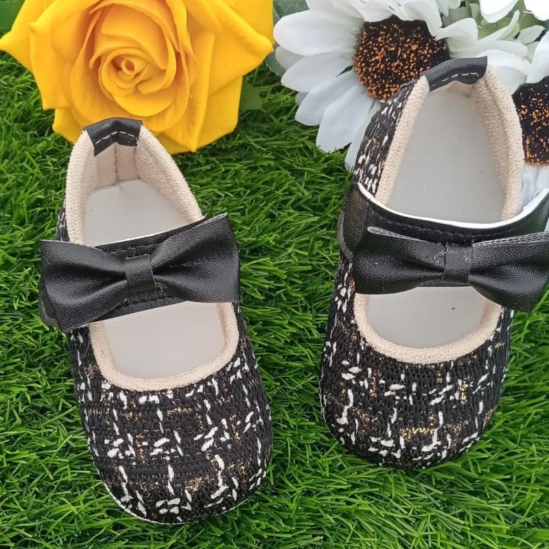 SEPATU PREWALKER BABY PREMPUAN MOTIF PITA GARIS UNTUK USIA 0-12 BULAN 4