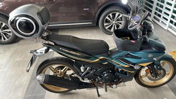 Product Review of Siput Topbox 35Liter Waterproof Alien Tail Top Box with Leather Inner from Y**🎸 0