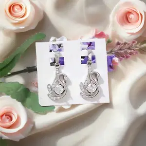 Liontin Permata Motif Angsa Warna Silver Aksesoris Perhiasan (1pcs)