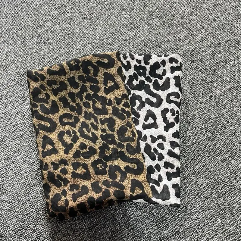 segiempat motif leopard