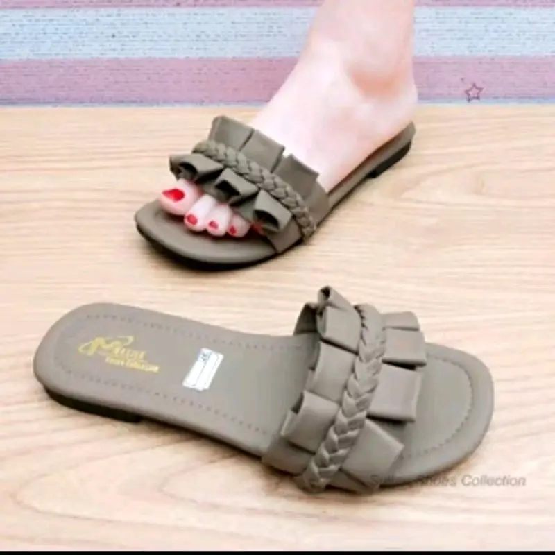 sandal teplek kerut kepang terbaru 1
