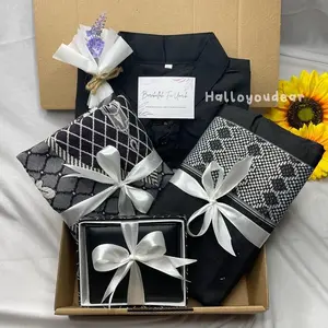 One.Year..... Giftbox/Hampers/Kado Cowok Muslim Jum'At Sarung Cowok Ulang Tahun Murah Sajadah Tasbih Mukena