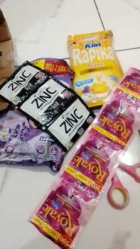 Product Review of Paket Sabun Cuci Murah 10RIBUAN Detergen Sayang 5000an Rapika Pewangi Pakaian Shampoo Zinc 6 Sachet Softener 4 Sachet from u**1 0