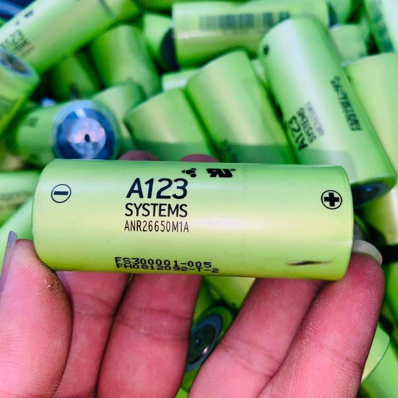 Pin A123 26650 nội trở 8-11 hàng tháo khối 3.2V xả siêu cao 120A chuyên đóng bình xe máy, kích đề xe ô tô