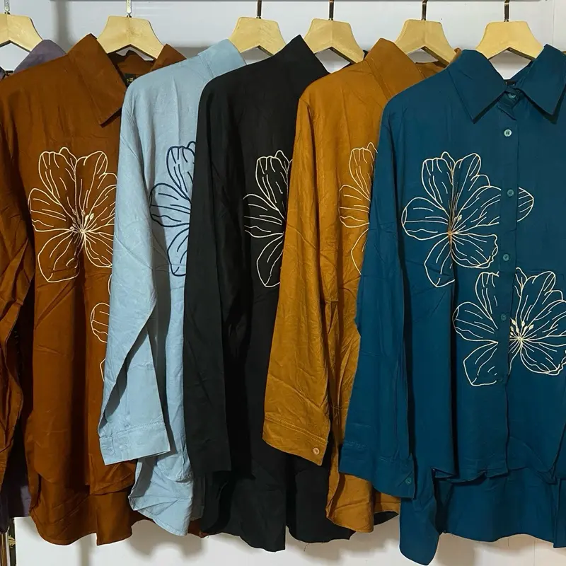 Baju kemeja katun twill bunga belah tengah premium